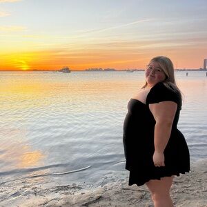 Meet your Posher, Eva-marie